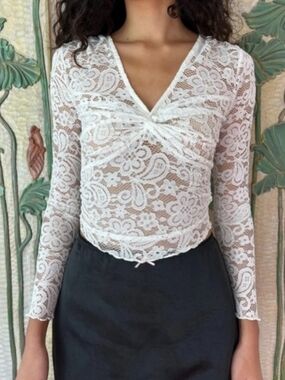 Lisa Says Gah Cream Lace Twist-Front Long Sleeve Top Romantic Fairy Festival